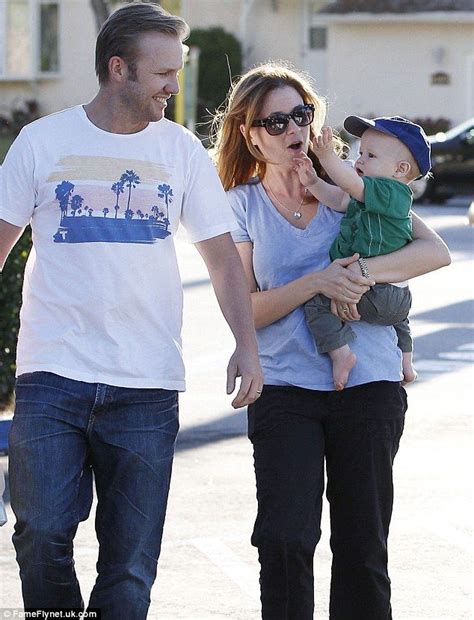 Did you know that the office star jenna fischer has been married twice? Pin on Celebrity Kids