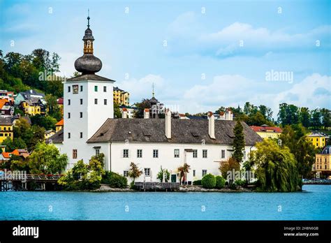 White Lake Castle Schloss Ort In Gmunden Stock Photo Alamy