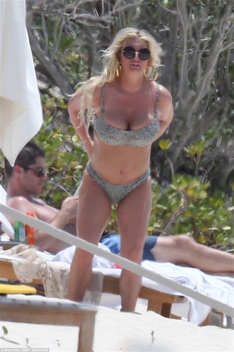 Jessica Simpson At The Beach With Her Cell Phone