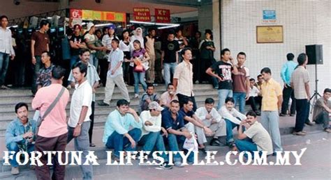 This article will discuss the problems arising from migration trends in malaysia.the rising number of illegal immigrants has become an acute problem from both social and legal points of view, and must be given due attention by the. Diary Pengembara2;Kronologi Jenayah Pendatang Asing Di ...