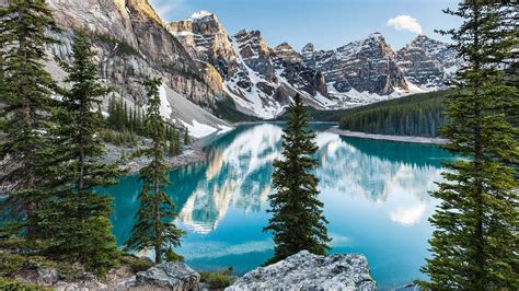 Moraine Lake Banff National Park Alberta
