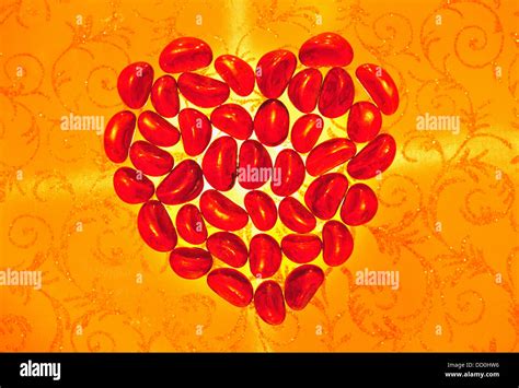 Glass Heart Isolated Hi Res Stock Photography And Images Alamy