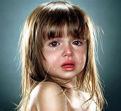Crying Baby Girls Wallpapers Photographie Portraits