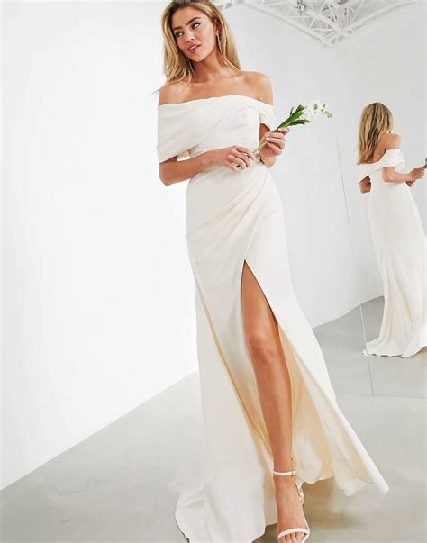 Asos Bridal New Wedding Dress Save 33 Stillwhite