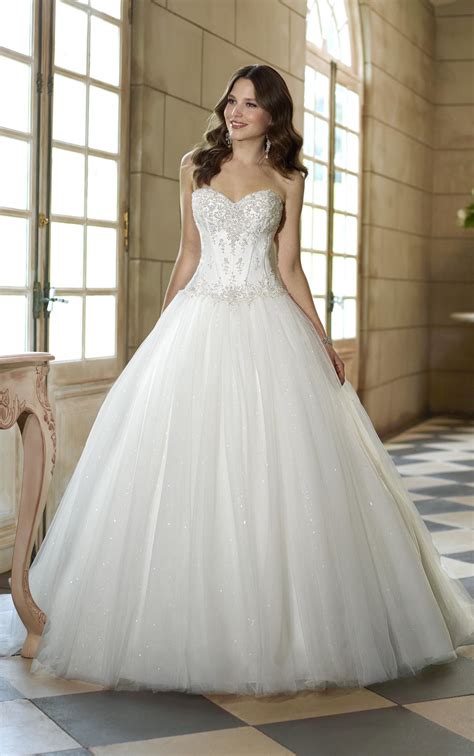 16 Best Ball Gown Wedding Dresses Ideas