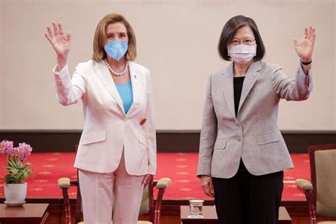 A Taïwan Nancy Pelosi Dit être Venue En Paix Dans La Région La Chine Annonce Des