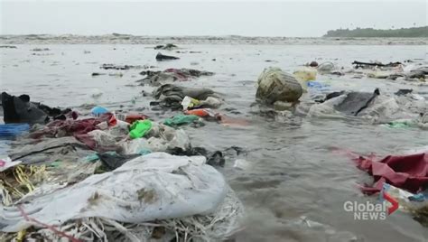‘so Much Plastic Divers Video Captures Garbage Filled Waters Off