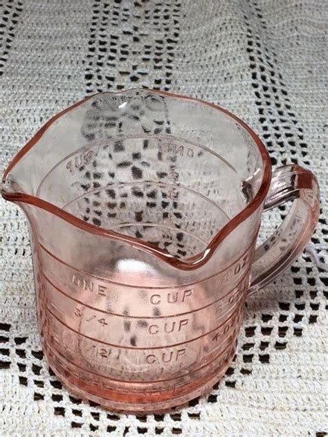 Kellogg S Pink Depression Glass Spout Measuring Cup