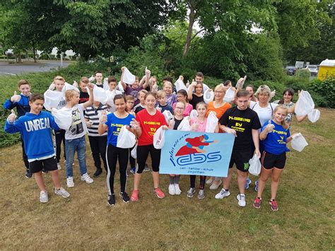 Hatten im dezember beim sportlichen weihnachtskalender der cbs unter allen. CBS - Plogging-Premiere in Schwalmstadt