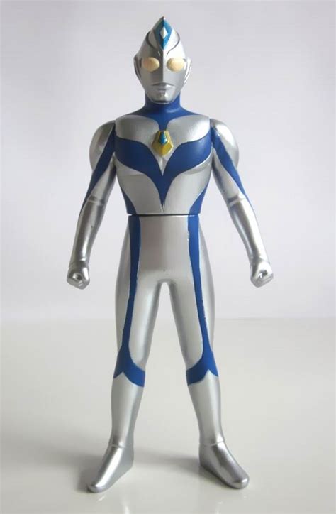Robot Art Ultraman Hero Series~ultraman Dyna Miracle Mode~new Mold