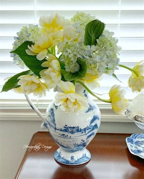 Birthday, love and romance, sympathy, get well, congratulations Pin by Debra on Flower Arrangements | Bedroom refresh ...