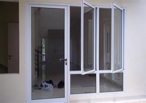 Banyak sekali bahan baku yang harus di siapkan, mulai dari semen batu batang sampai kusen dan pintu nya dan lain lain. Harga Kusen Aluminium Per Meter / Batang Juli 2019 - Murah ...