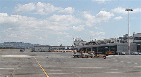 Rome ciampino is partially open to travelers from iasi. Rome-Ciampino Airport "Giovan Battista Pastine" | ITALY ...