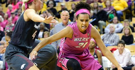 Missouri Womens Basketball Beats Arkansas 69 48 For 20th Season Win Mizzou Sports