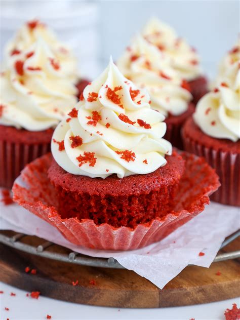 Red Velvet Cupcakes Chelsweets