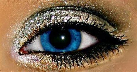 Corinna Bs World How To Do Glitter Eyeshadow
