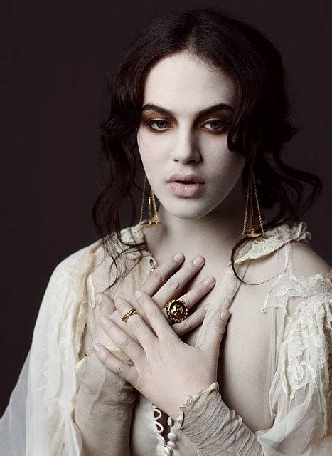 Downton Abbey Star Jessica Brown Findlay Shows Off Ghostly Face In Jewelry Ad