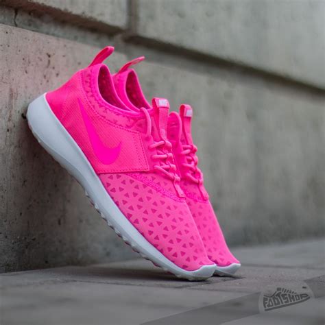 Nike Wmns Juvenate Pink Blast Pink Blast White