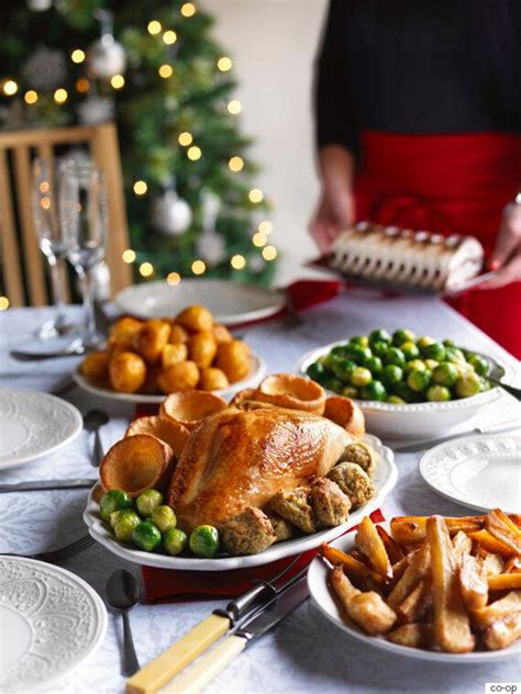 A traditional british christmas dinner. Cheap Christmas Food: Co-Op Launches Christmas Dinner That ...