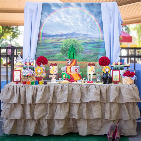 Maganda and tamis also made a melting witch punch as well as glenda here's a fun little wizard of oz table… you could have a munchkin lollipop stand or shop!… amazing ideas for a perfect wizard of oz themed party. {party} Wizard of Oz Party - Creative Juice