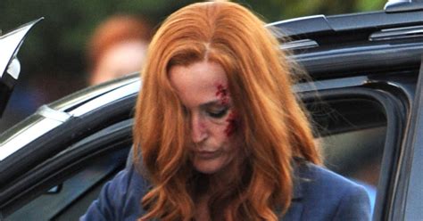 Gillian Anderson Bruised And Bloodied Filming The X Files Metro News