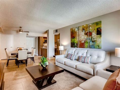The two and three bedroom suites in las vegas are the perfect accommodations for larger parties, including groups of 8 or 10 people. Spacious 2 Bedroom Suite at Jockey Club | Located in the ...