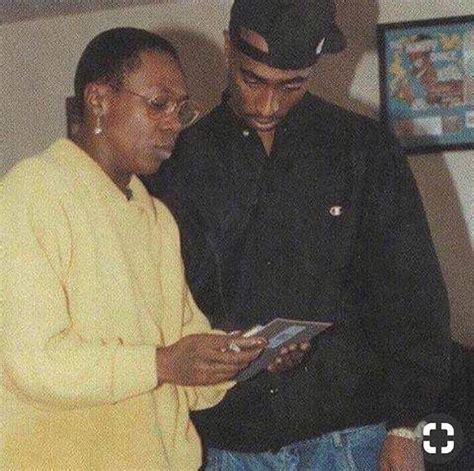 Tupac And His Mother Afeni Tupac Pictures Tupac Hip Hop