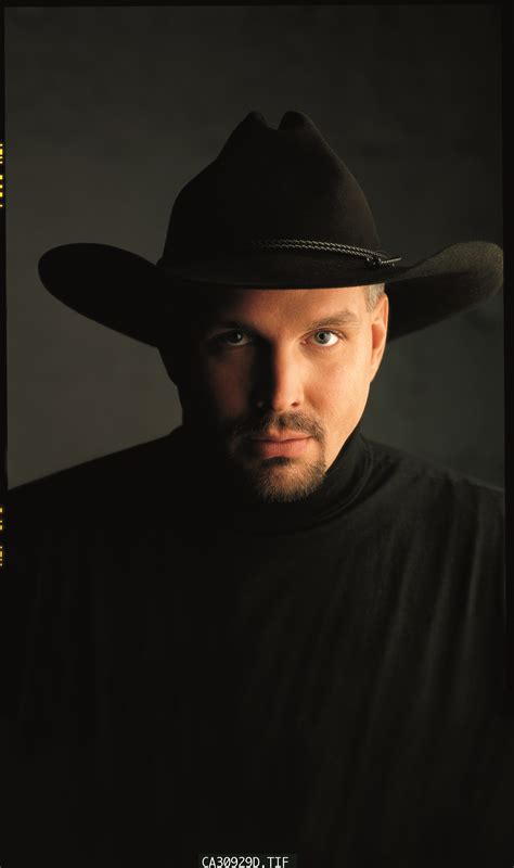 Garth Brooks -1588879395 Sounds Like Nashville