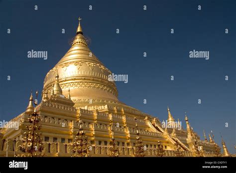 Shwezigon Paya Bagan Pagan Myanmar Burma Asia Stock Photo Alamy