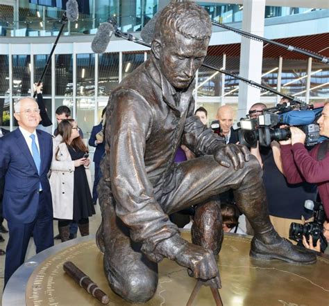 Matthew Flinders Back In Bronze News