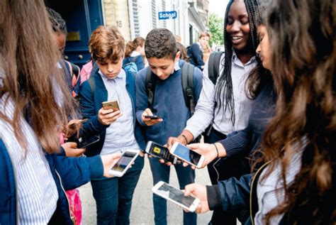 Comprendre La Loi Sur Linterdiction Du Téléphone Portable Dans Les écoles Et Collèges
