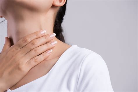What Causes Tightness In Throat And How Can You Manage This Symptom