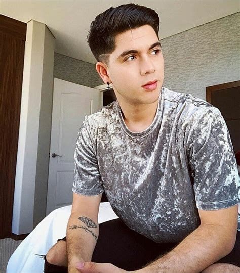 Youtuber juan de dios pantoja se pronuncia tras filtración de videos personales en redes sociales. 67 best Juan De Dios Pantoja images on Pinterest | Dios ...