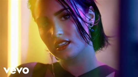 Demi Lovato Cool For The Summer Official Video