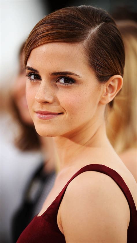 épinglé Sur Emma Watson Wallpaper Download Mobcup