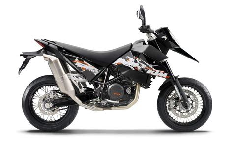 Ktm 690 smc r supermoto vs sportive and naked! KTM lc4 690 Supermoto