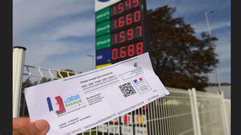 Le gouvernement annonce un chèque carburant de 100€ pour les Français