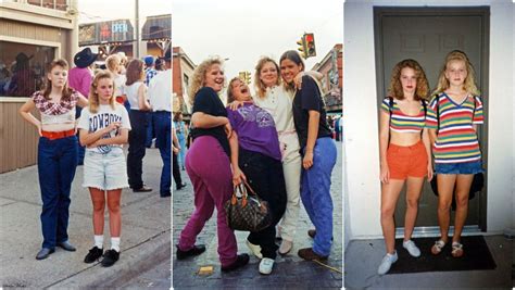 Candid Photos Show Fashion Styles Of Teenage Girls From The 1990s
