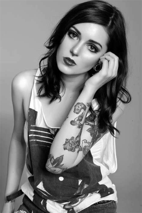 Pin By Cassandra Calliotte On Ink And Steel Tattoed Girls Girl