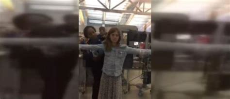 Dad Wants Answers After Tsa Searches 10 Year Old Daughter ‘over And Over