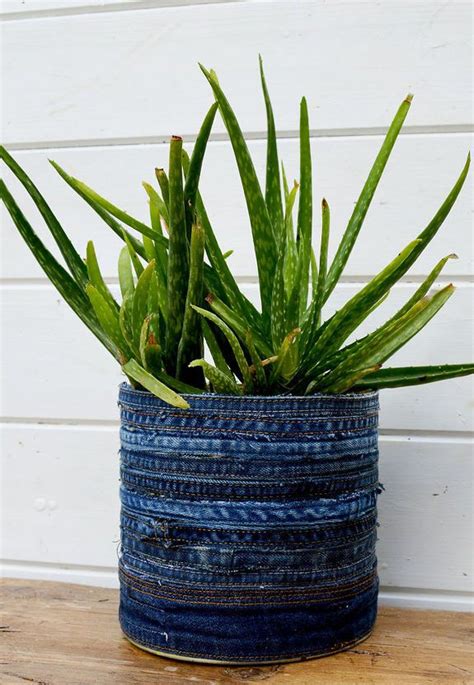 Unique And Gorgeous No Sew Recycled Jeans Planter Denim Crafts Diy