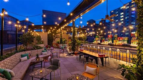 Nycs Moxy East Village Opens New Venue The Ready Rooftop