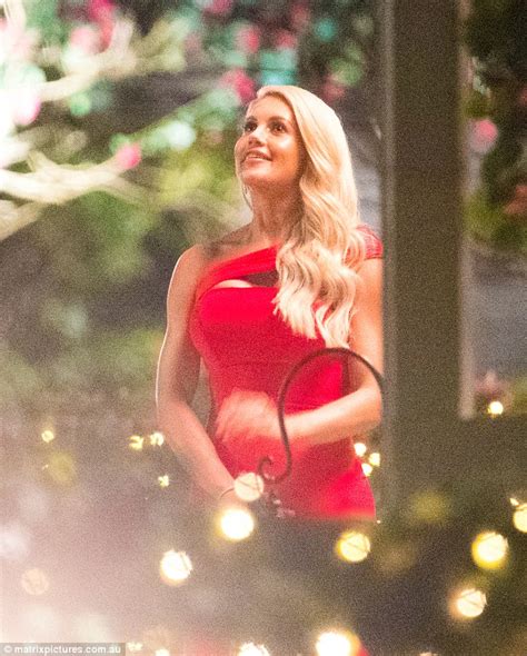Ali Oetjen Slips Into A Busty Red Gown As She Films Her First Scenes As The Bachelorette Daily