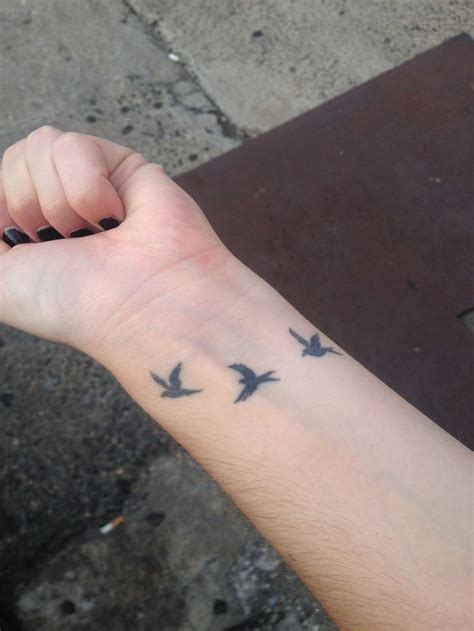 Take a look at our wrist tattoos board to find some inspiration. Bird Wrist Tattoos Designs, Ideas and Meaning | Tattoos ...