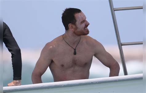 Pics Michael Fassbender Surfs The Waves During Mexican Vacation