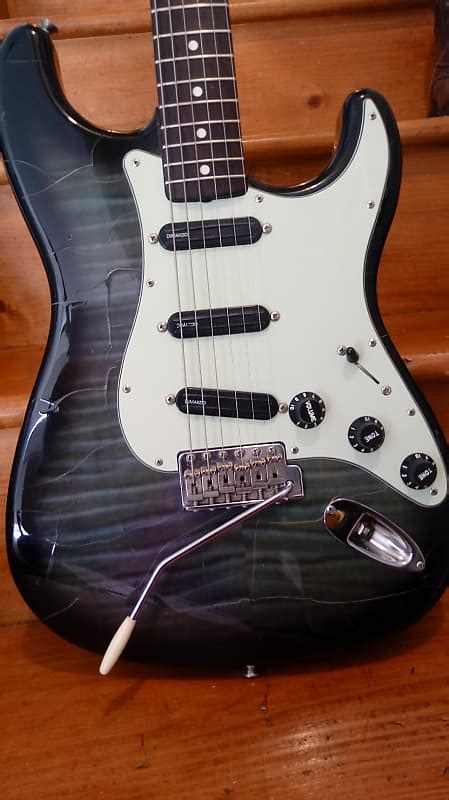 Fender Stratocaster Early 90s Made In Japan Foto Flame Reverb