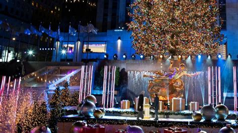 Rockefeller Center Christmas Tree Turns On With