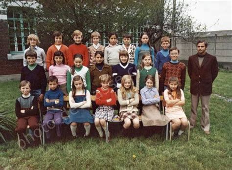Photo de classe Classe de mon frère de 1976 Michelet Copains d avant