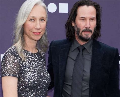 Keanu Reeves Goes Public With First Girlfriend Photo Star Mag