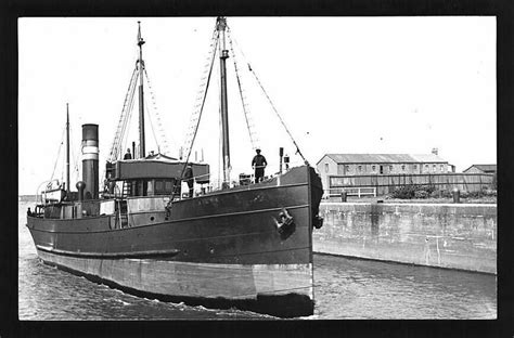 River Cargo Steamer Steam Boats Boat Merchant Navy